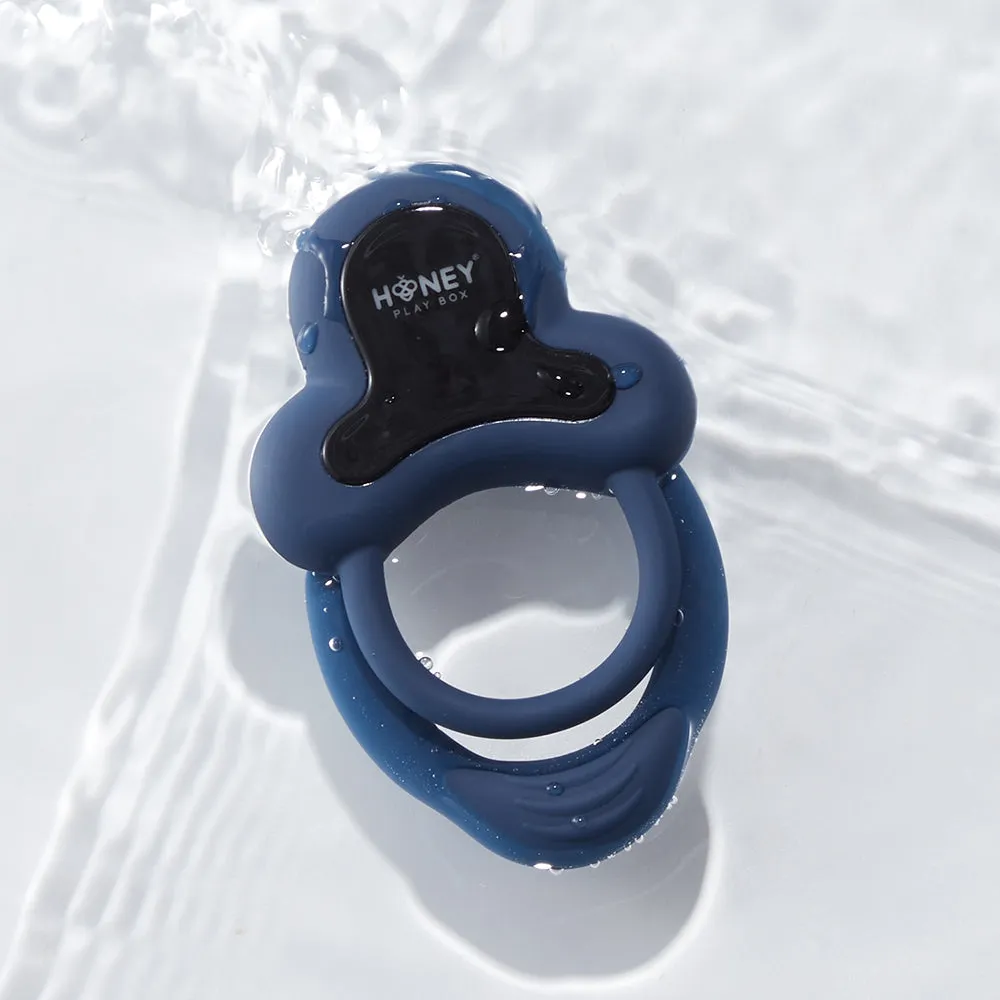 Honey Play Box Anello App-Controlled Vibrating Double Cock Ring with Clitoral Stimulator Black